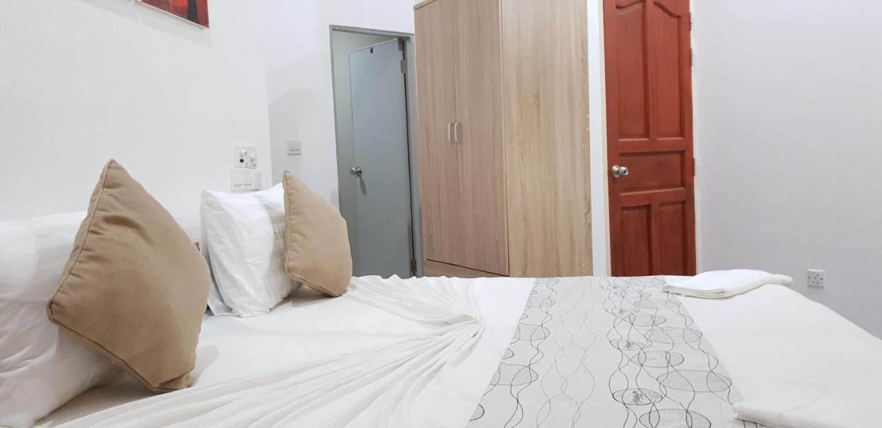 Arora Inn остров Маафуши Екстериор снимка